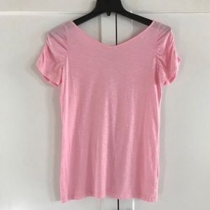 Lilly Pulitzer V Neck T-Shirt